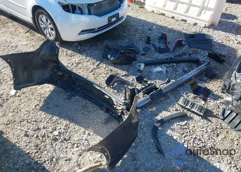 2023 Toyota Highlander Hybrid Platinum from USA, damaged, VIN 5TDFARAH2PS525908